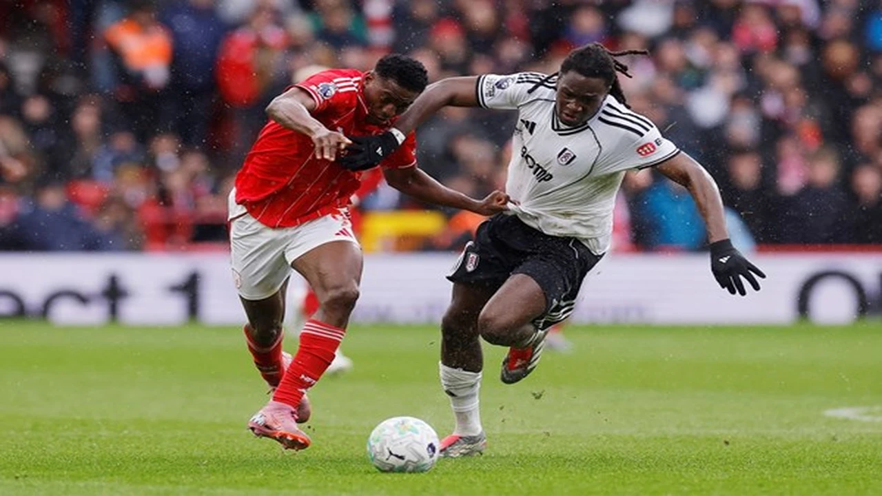 تقنية «فار» تلغي فوز نوتينجهام وتجبره على التعادل أمام فولهام بالدوري الإنجليزي